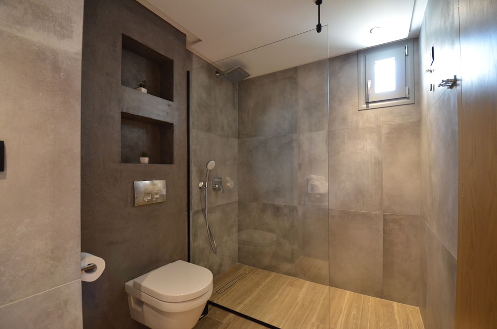 Deluxe Room (Smart Room) - Photo 13