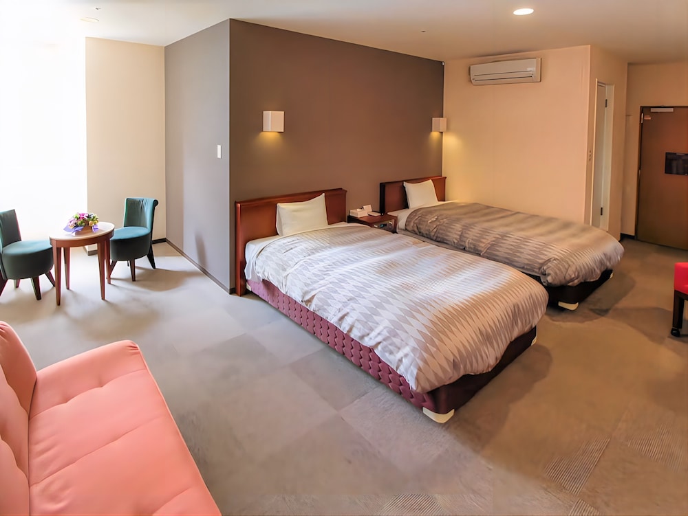 Deluxe Twin Room, Non Smoking photo 2