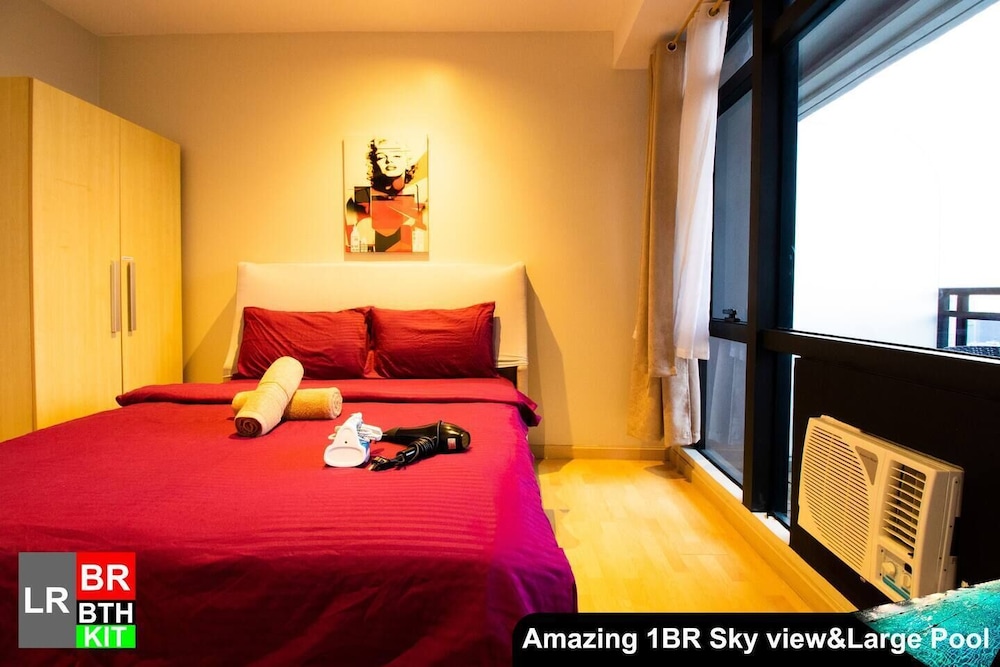 Basic Apartment, 1 Bedroom, Balcony, City View photo 3