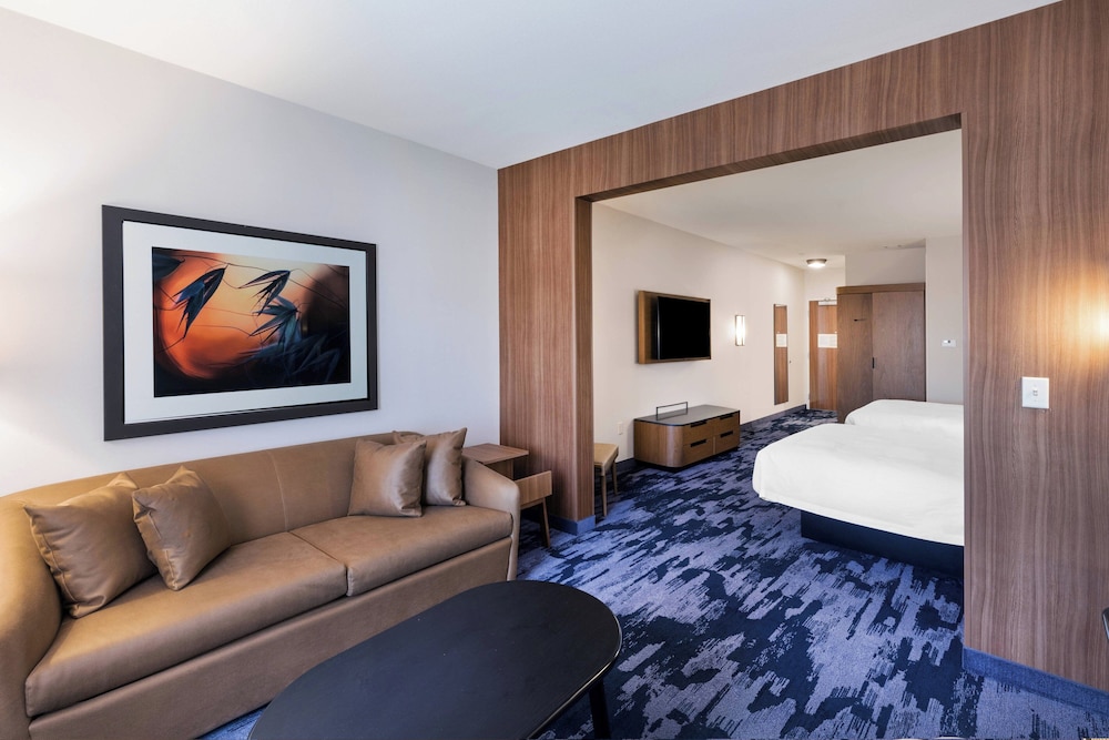 Suite, Multiple Beds
