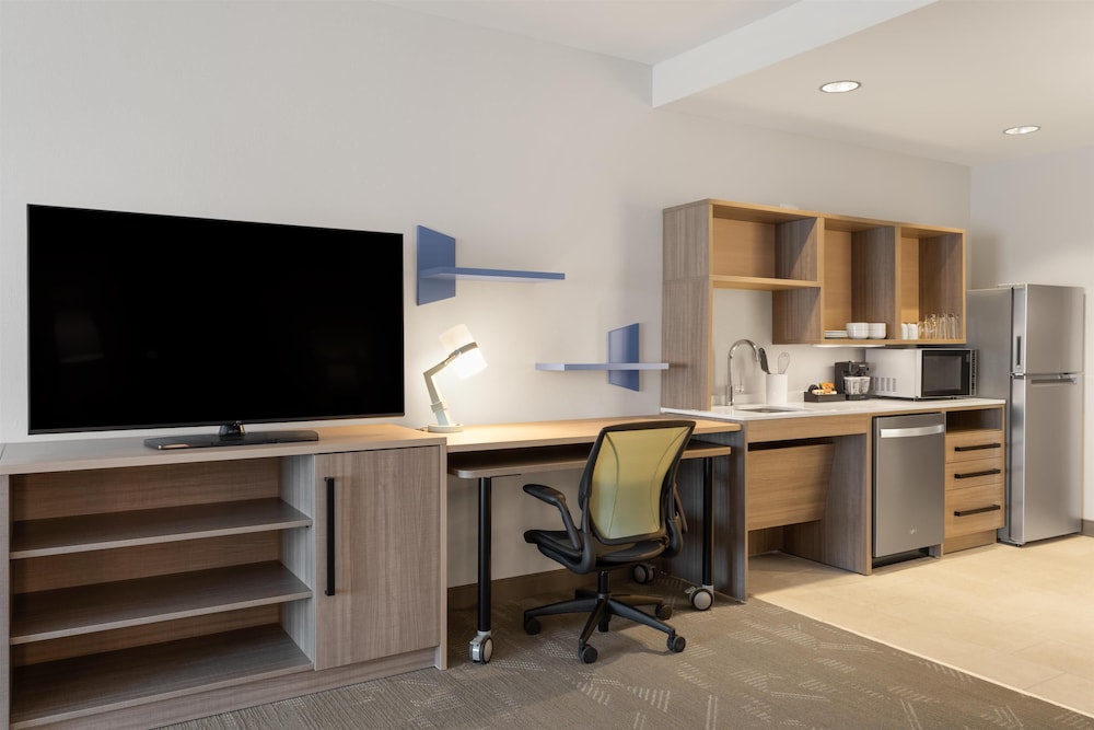 Studio Suite, 1 King Bed, Accessible (Hearing) - Photo 3