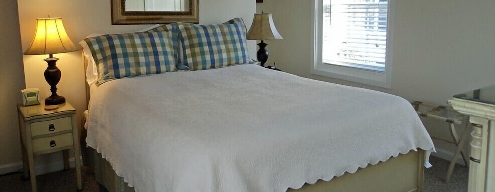 Premier Suite, 1 Queen Bed with Sofa bed, Kitchen photo 1