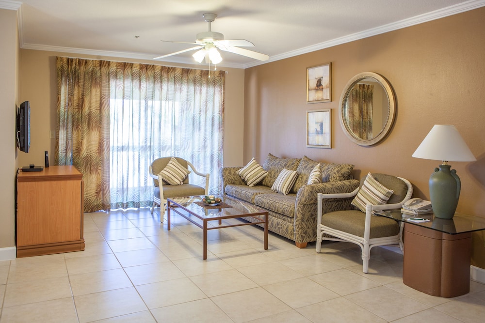 Suite, 2 Bedrooms - Photo 10