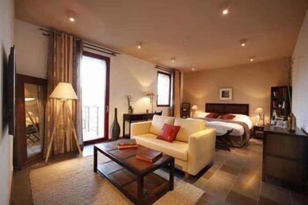 Junior Suite - Photo 12