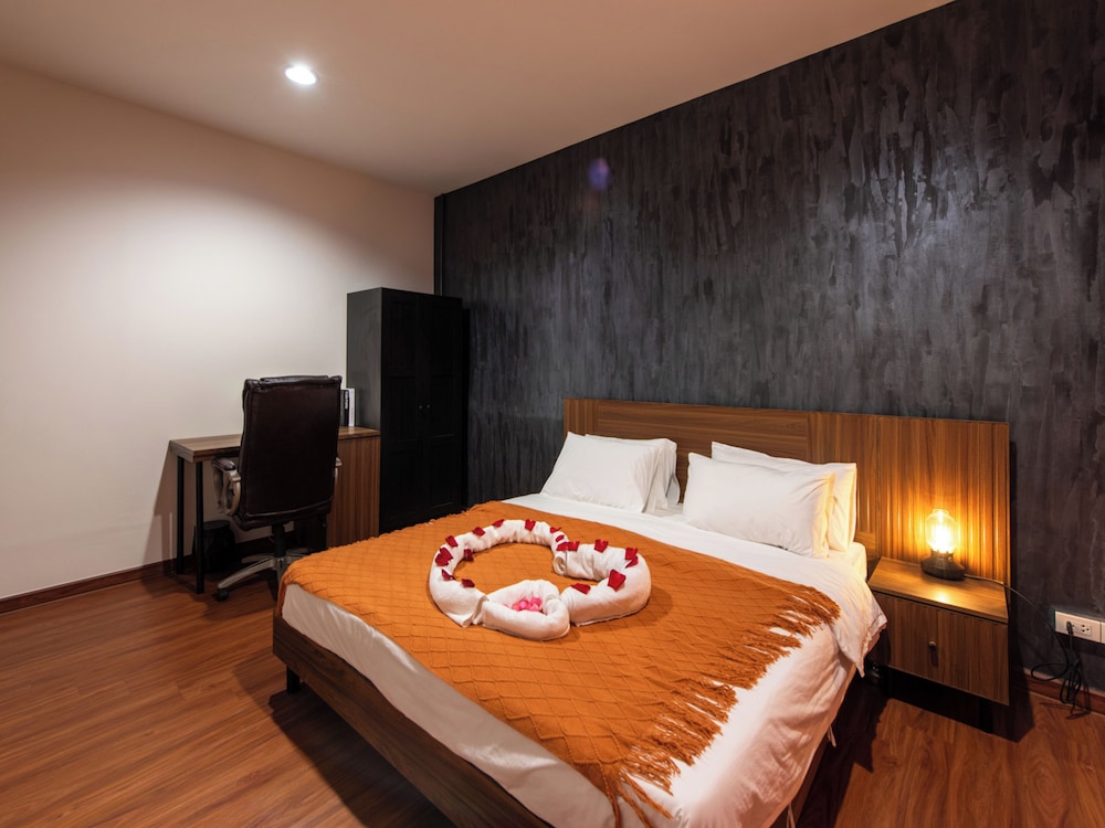 Suite, 3 Bedrooms photo 3