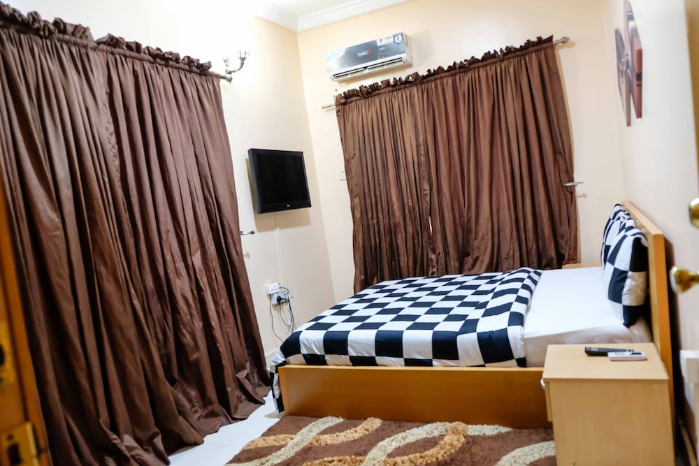 Double Deluxe Room