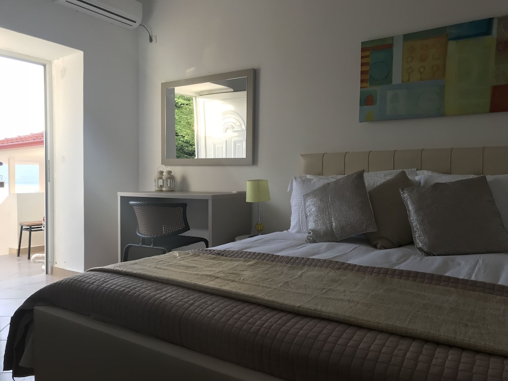Family Room, Sea View