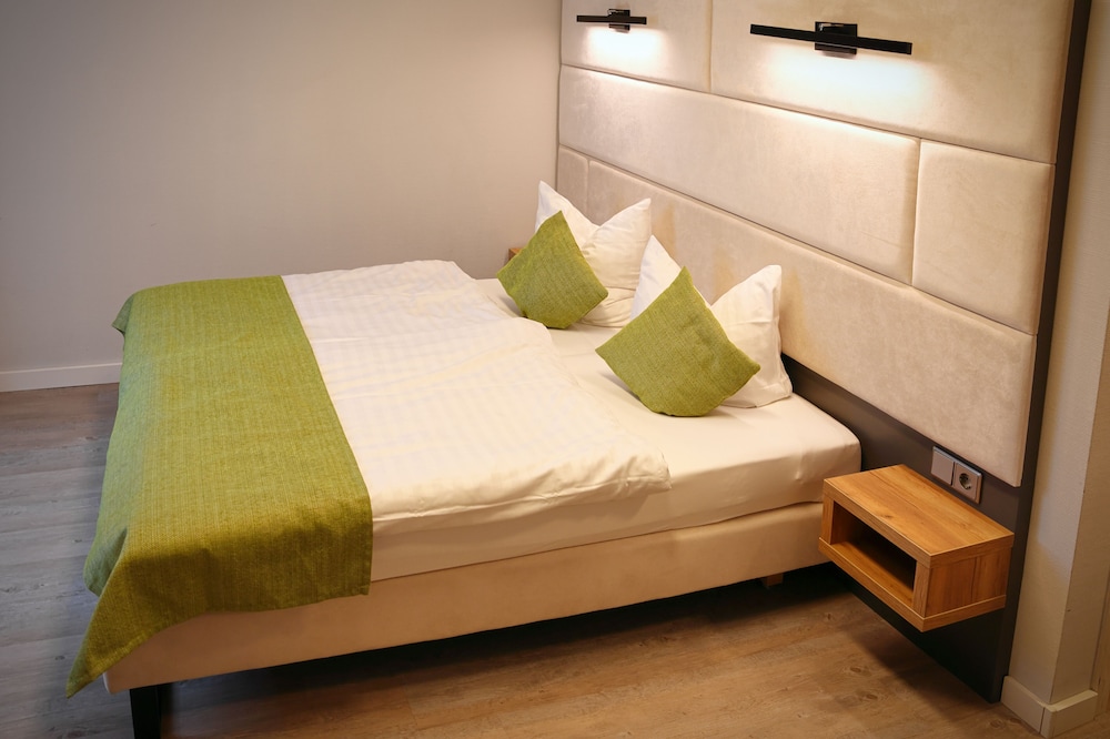 Room photo 2