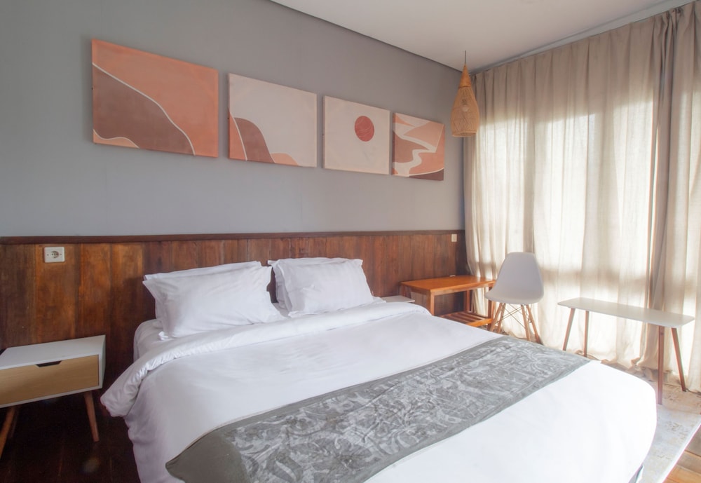 Deluxe Room - Photo 4