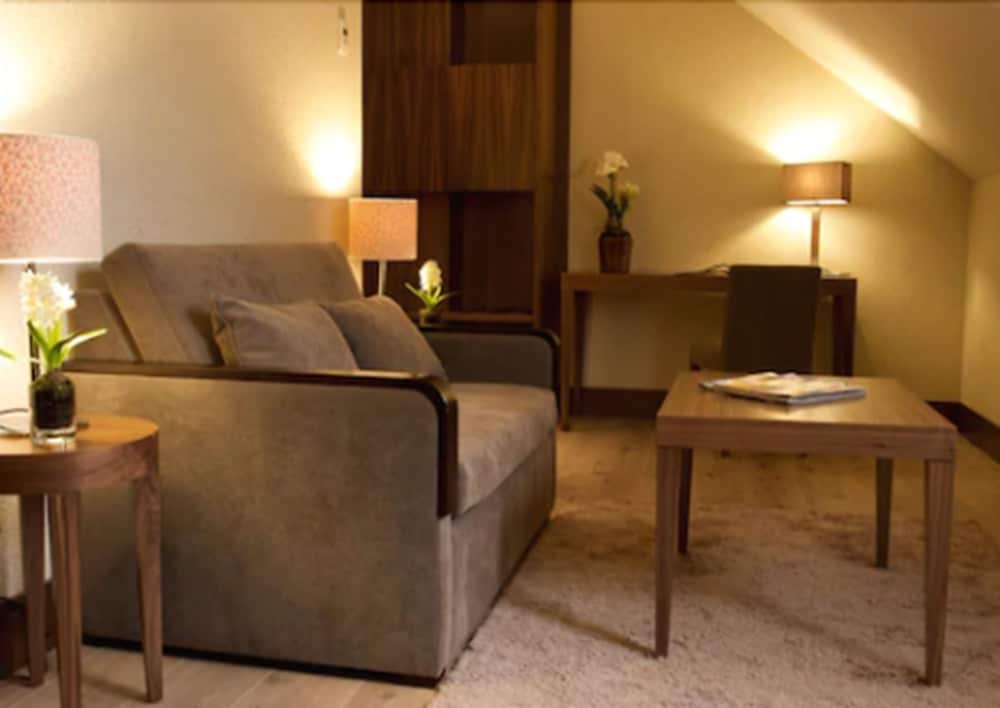 Double Room - Photo 3