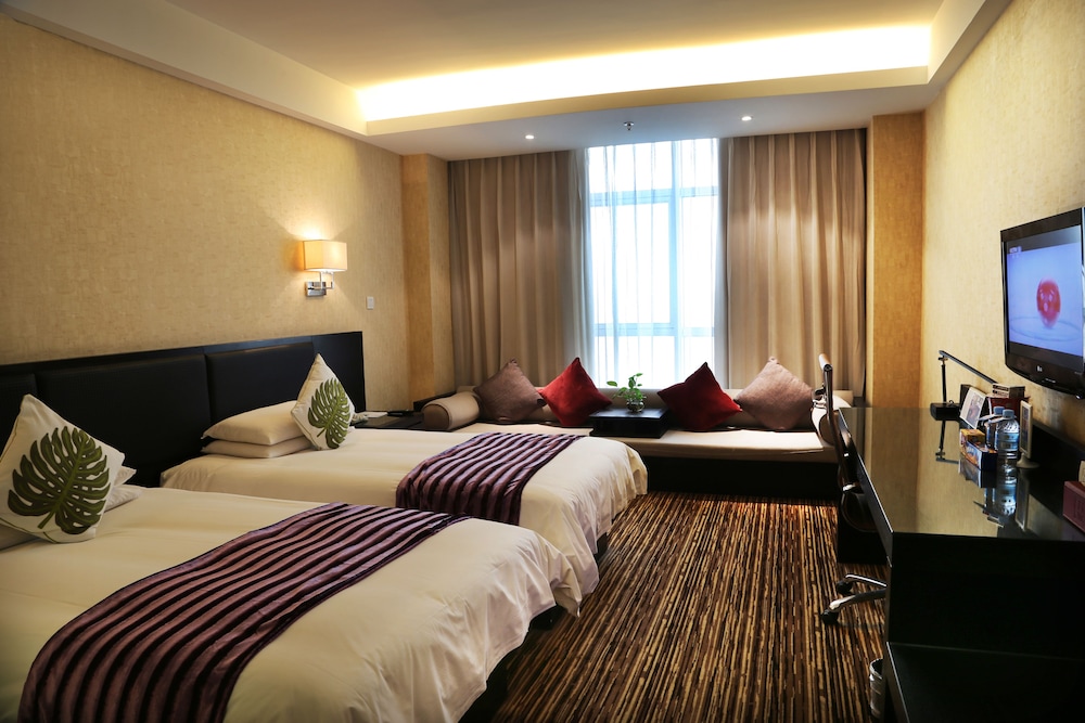 Four Seasons Twin Room