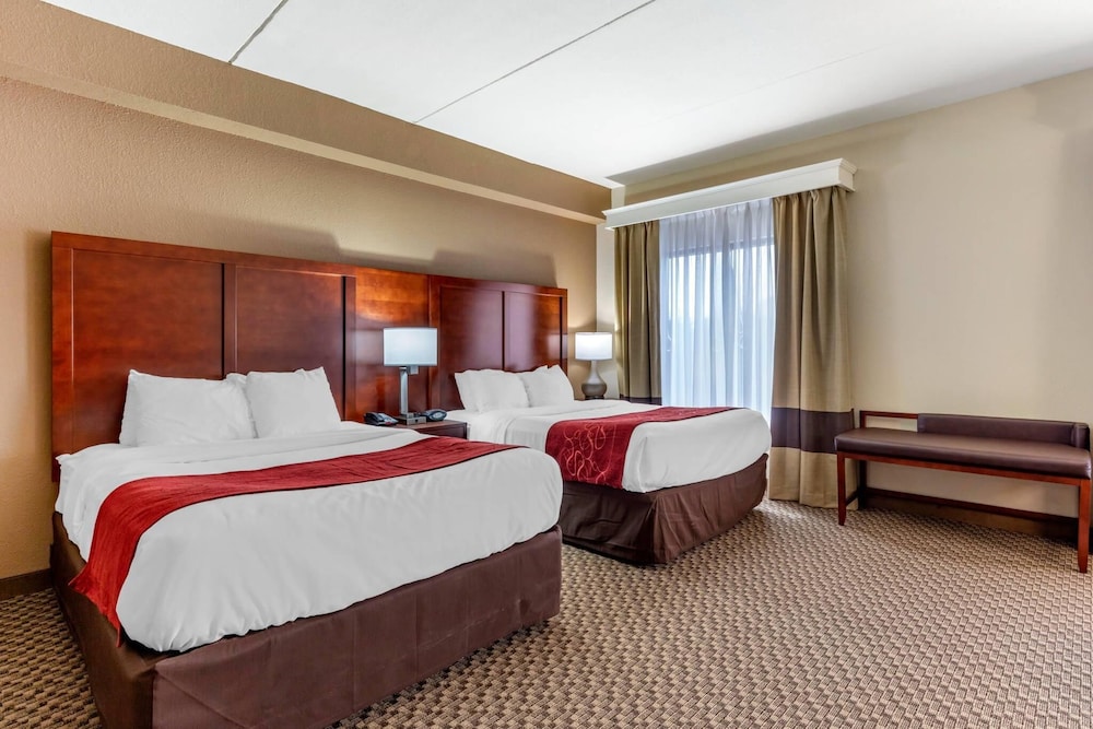 Suite, 2 Queen Beds, Accessible, Non Smoking - Photo 2