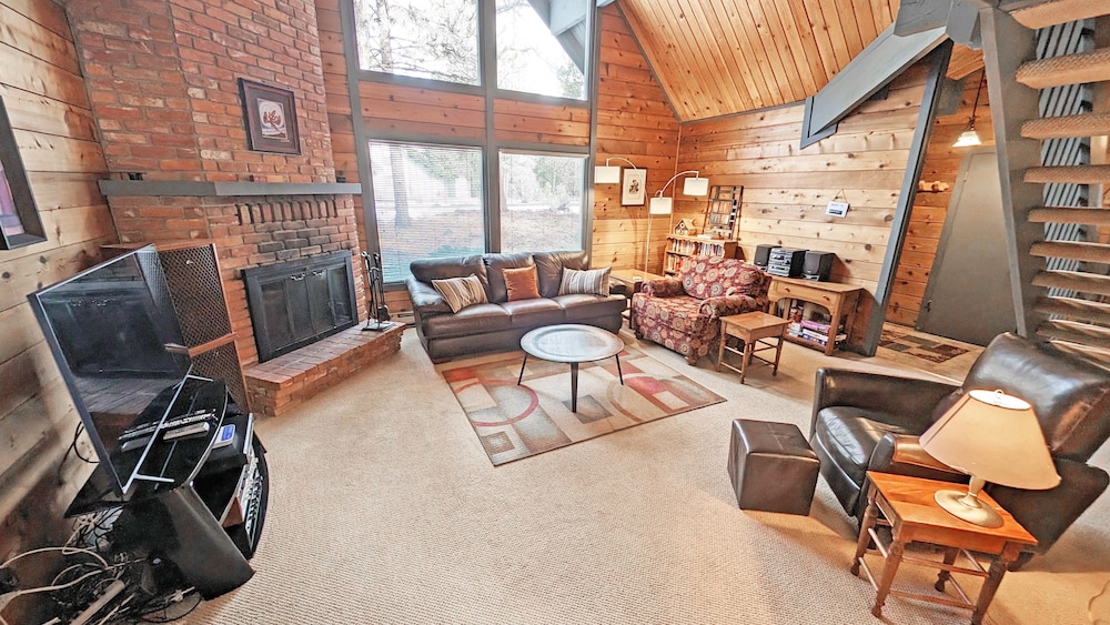 House, 2 Bedrooms