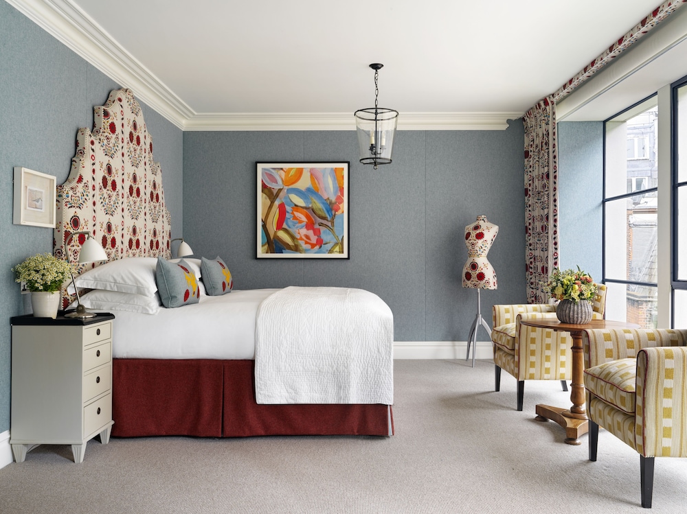 Deluxe Junior Suite photo 1
