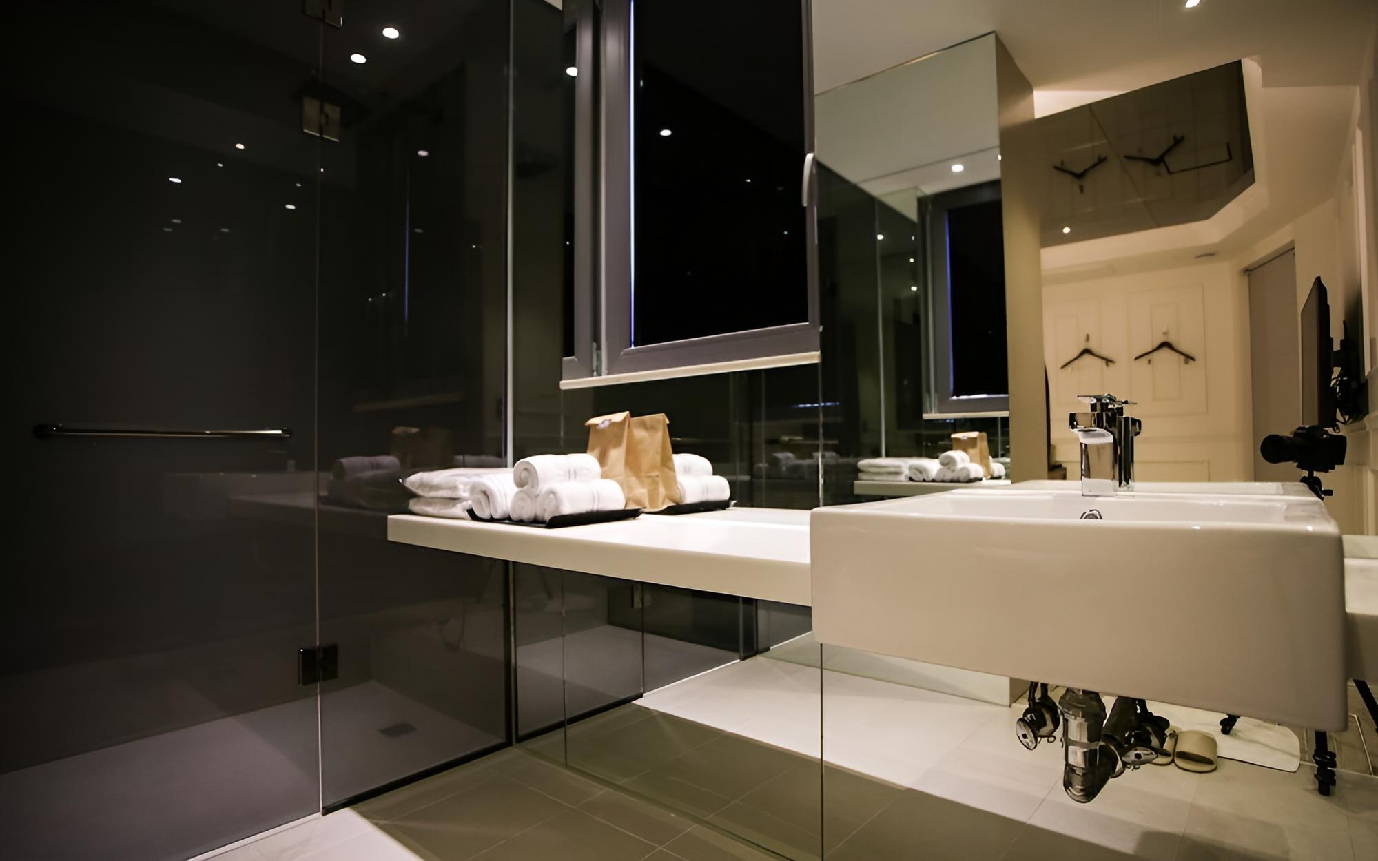 Room (Standard room) - Photo 23