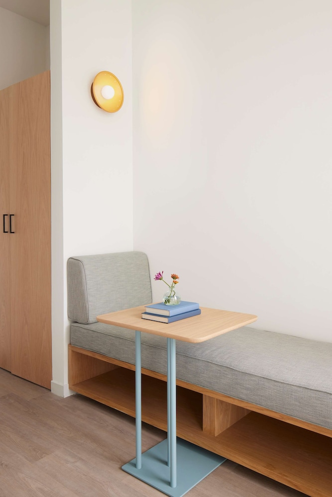 Room, 1 King Bed, Mobility Accessible, Balcony