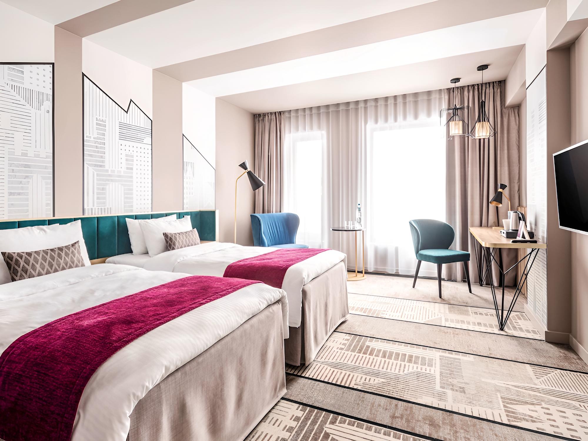 Standard Room, 2 Twin Beds, Lake View