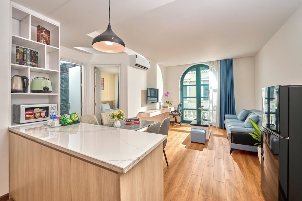 Exclusive Apartment, Balcony, Garden View