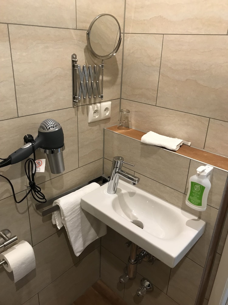 Standard Single Room, Annex Building (50m) photo 3
