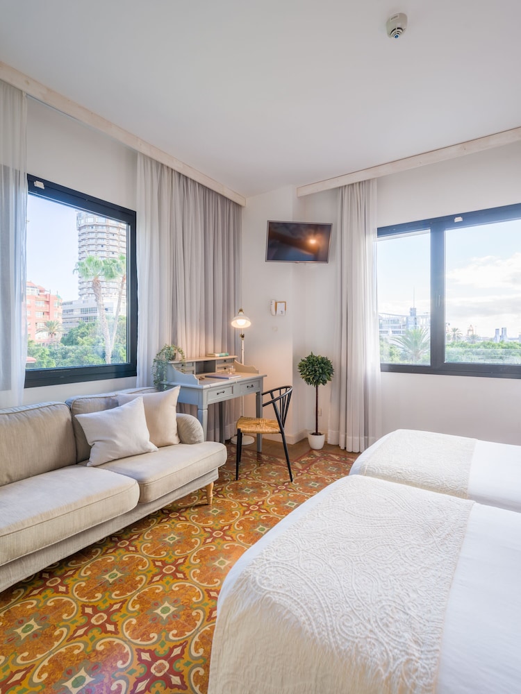 Superior Room, Park View