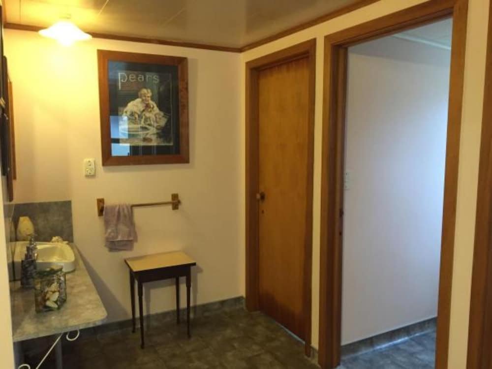 Dorm Room photo 2