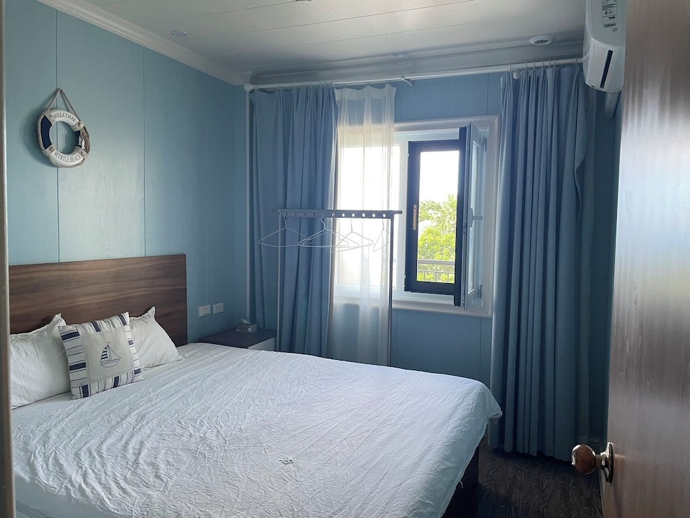 Apartment, Ocean View photo 2