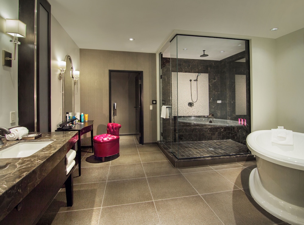 Gallery Suite King photo 3