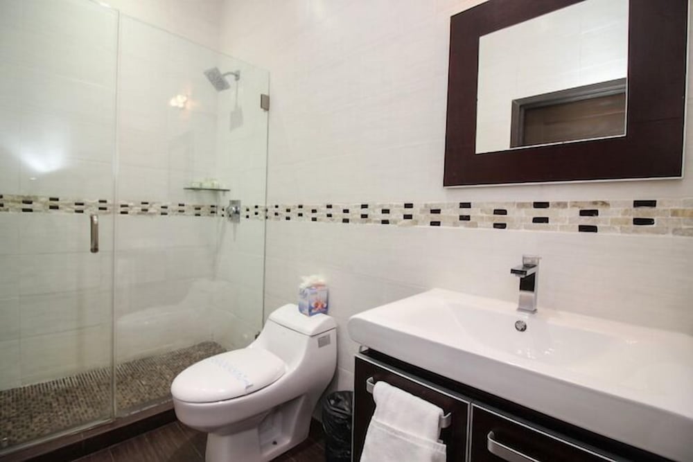 City Studio, City View (Ocean)