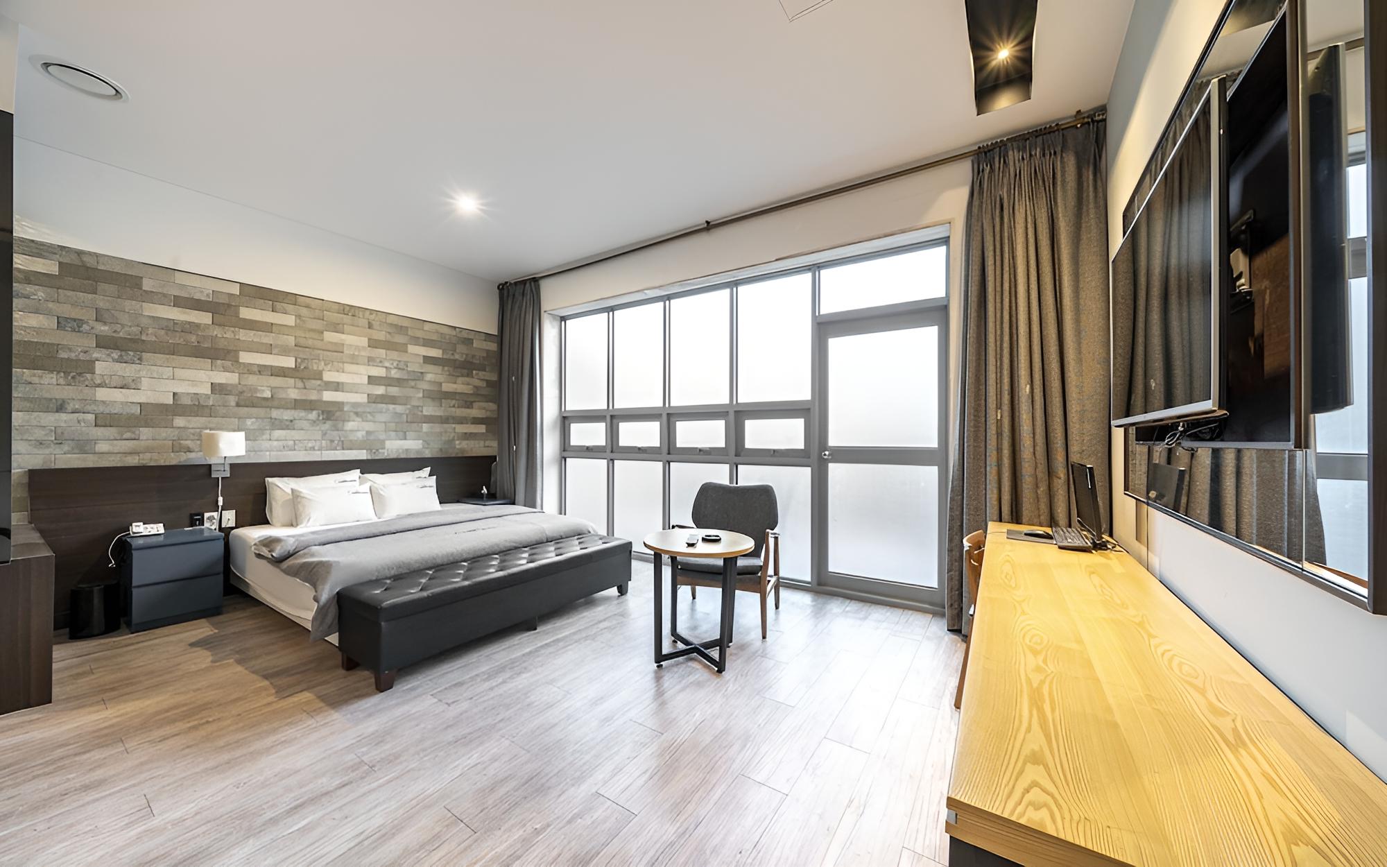 Room (Premium Terrace) - Photo 2