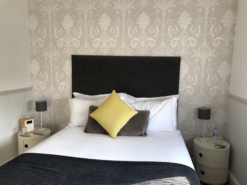 Basic Single Room photo 1