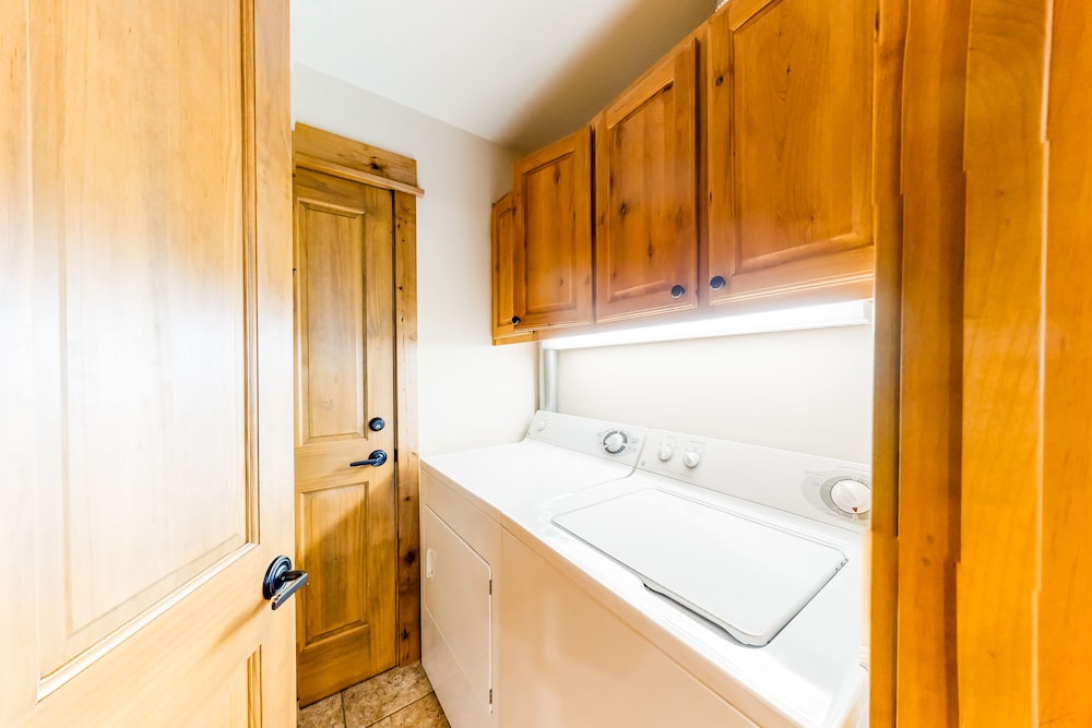 Suite, 2 Bedrooms (Deluxe) photo 3