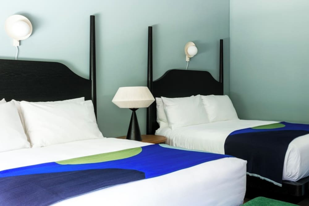 Room, 2 Queen Beds (Pavilion) - Photo 3