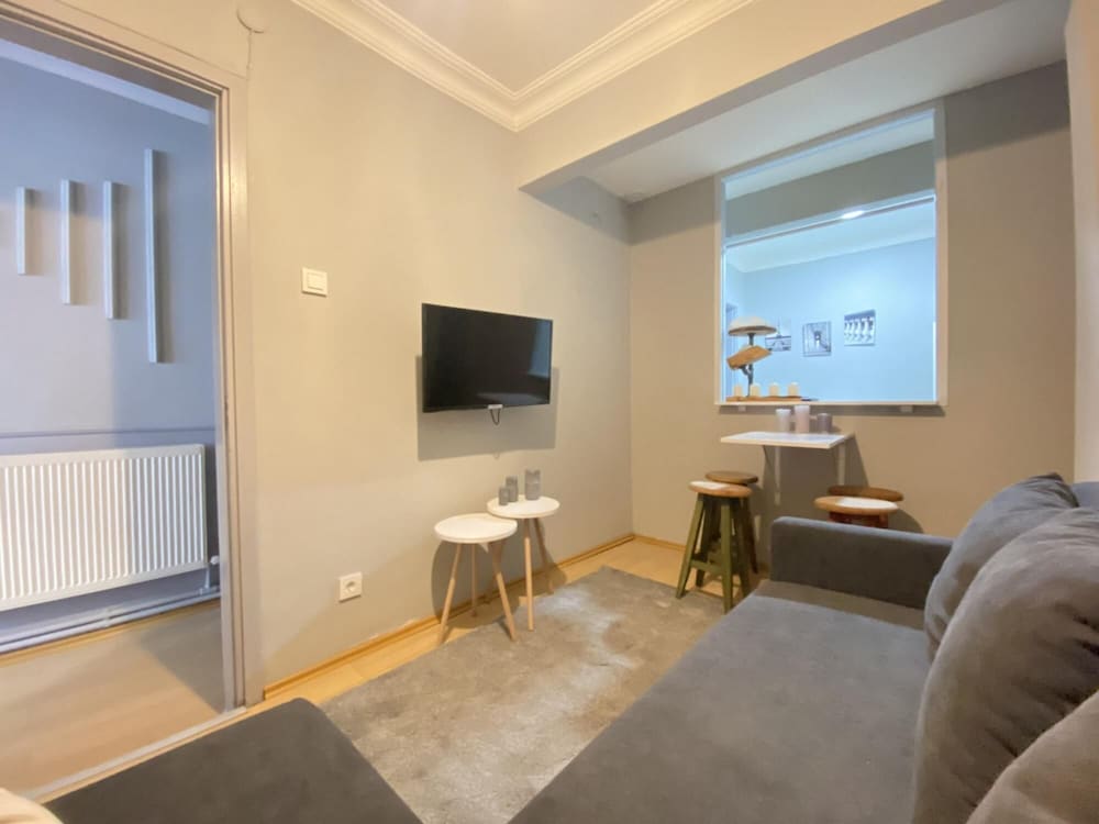 Apartment photo 2