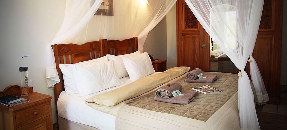 Standard Cabin (River Cabin)