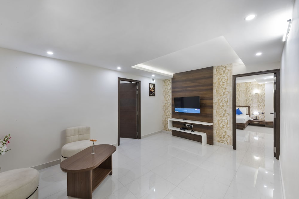 Grand Suite, 2 Bedrooms, City View