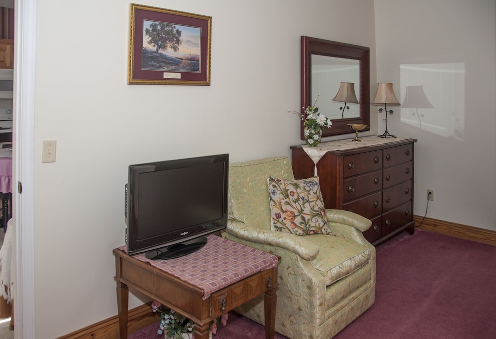Suite, Ensuite (Suite 7) photo 3