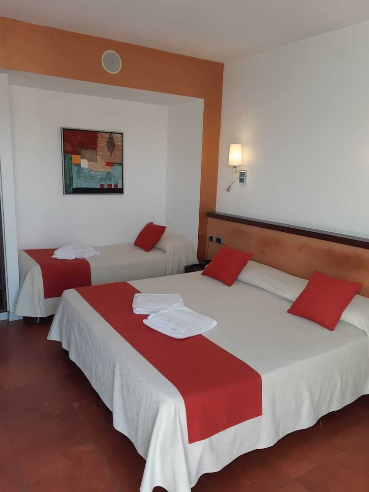 Family Triple Room photo 1