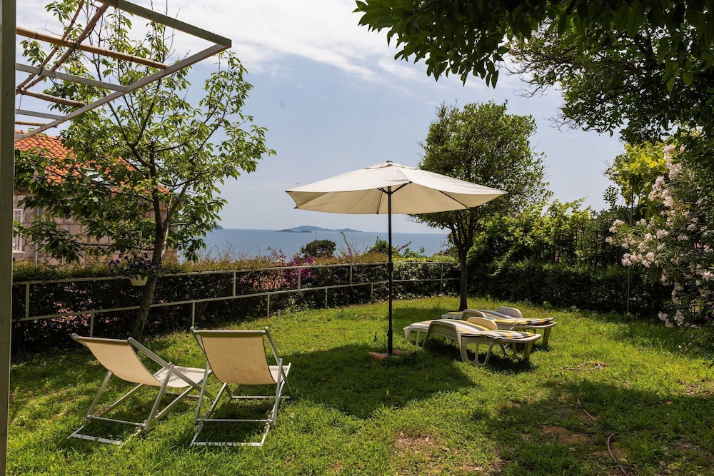 Apartment (Apartments Villa Mare - Two Bedroom A) photo 1