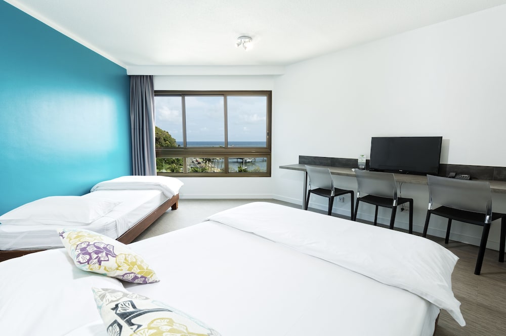 Standard Twin Room, Ocean View photo 1