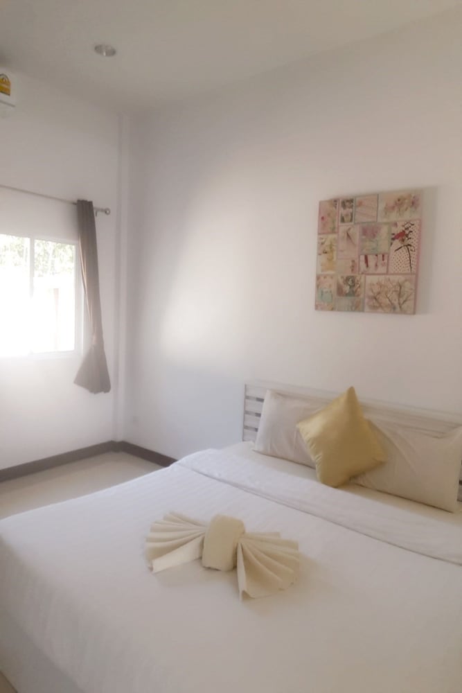 3-Bedroom Villa with Private Pool photo 1