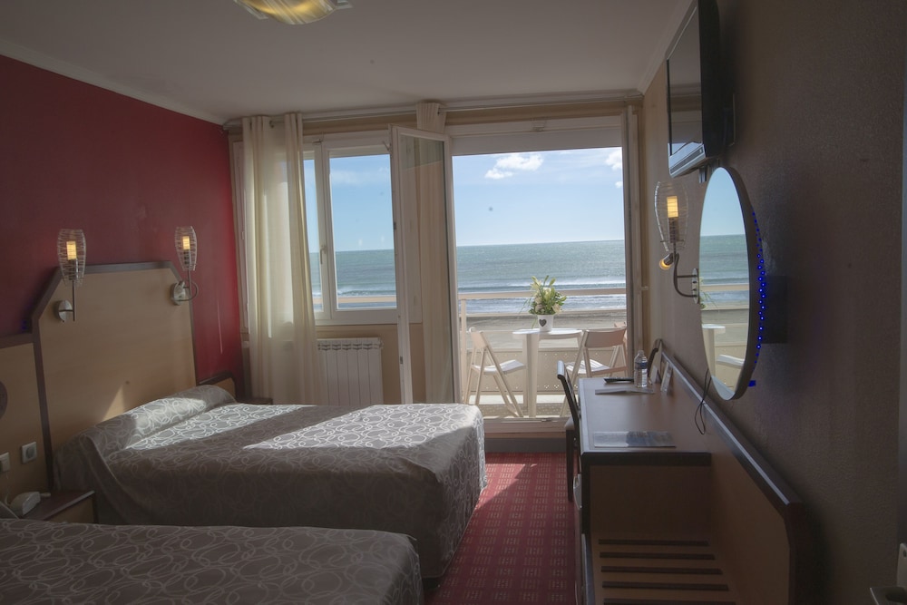 Superior Family Room Sea View