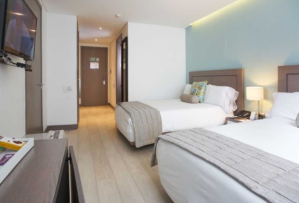 Superior Twin Room photo 3