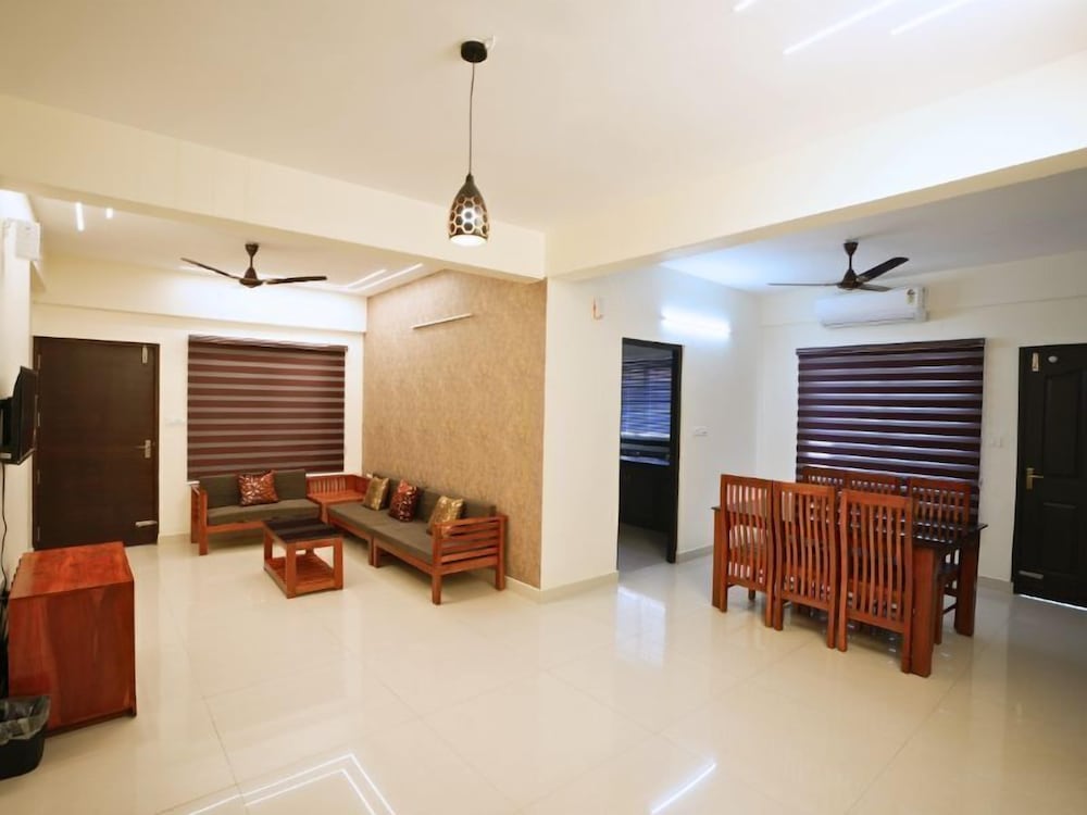 Premium Suite, 3 Bedrooms, Balcony, City View
