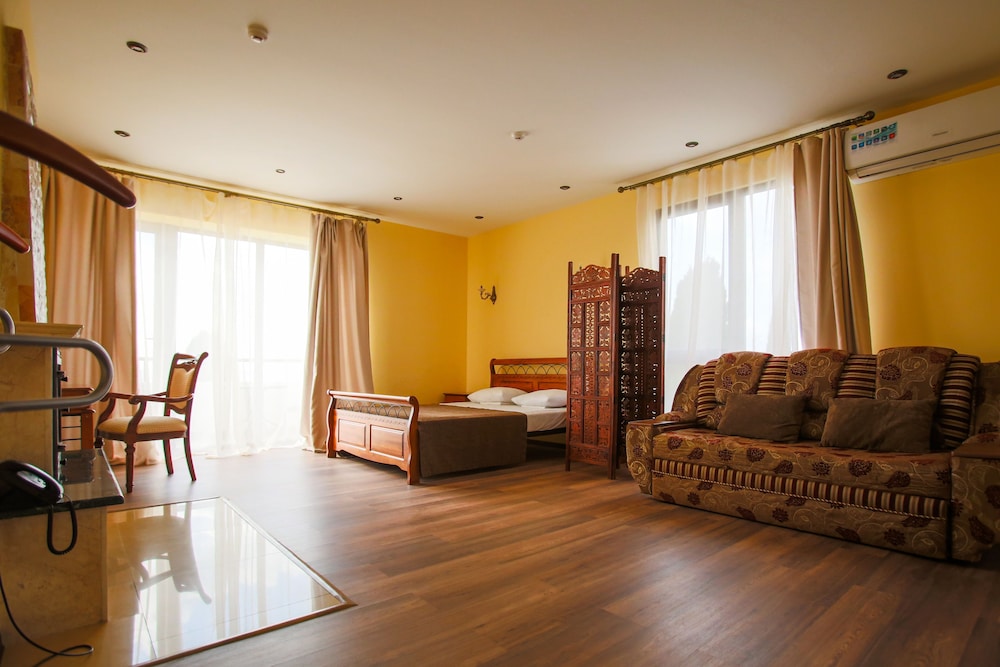 Superior Studio Suite