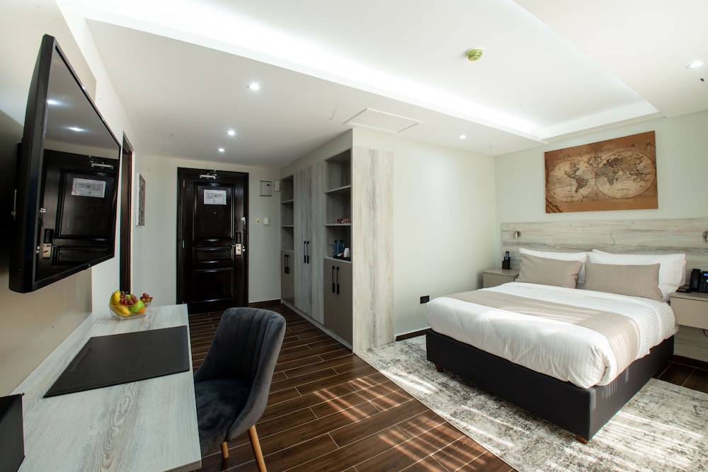Deluxe Room - Photo 5