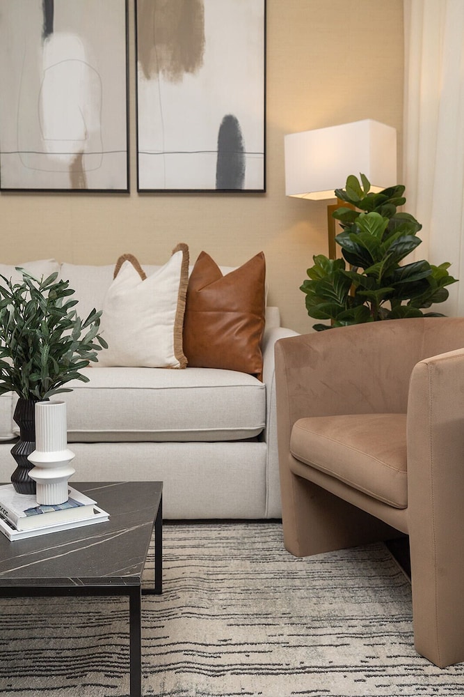 Premium Studio Suite photo 1