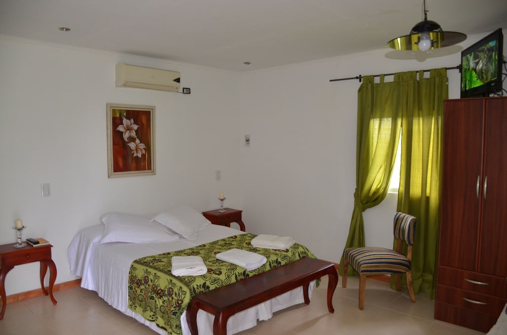 Luxury Suite photo 2