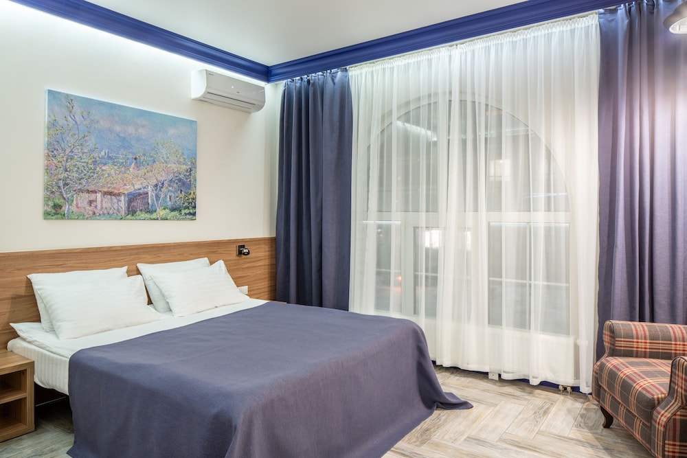 Business Double Room, 1 Queen Bed, Non Smoking