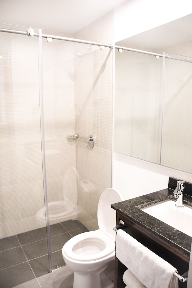 Standard Double Room - Photo 8