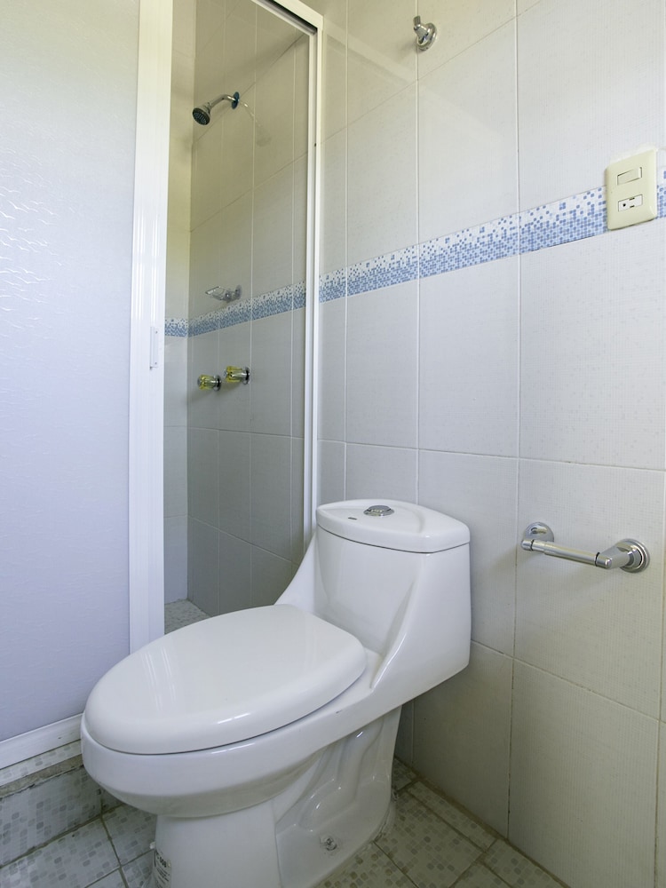 Standard Quadruple Room photo 2